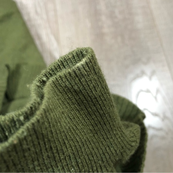J.Crew Women’s Olive Green Sweater with ruffle sleeves Size S - Picture 9 of 15